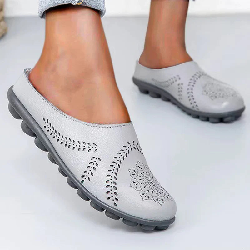 PREMIUM CASUAL ALL-MATCH HOLLOW LOAFERS 2026