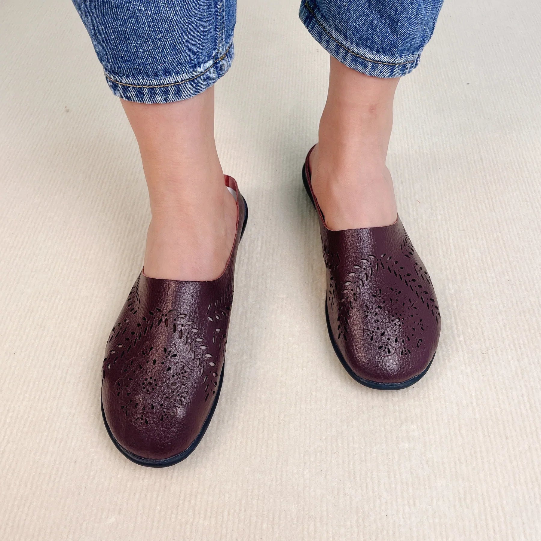 PREMIUM CASUAL ALL-MATCH HOLLOW LOAFERS 2026